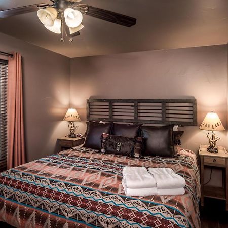 Fifth Dimension, 2 Bedrooms, Wifi, Hot Tub, Game Table, Grill, Sleeps 4 Ruidoso Εξωτερικό φωτογραφία