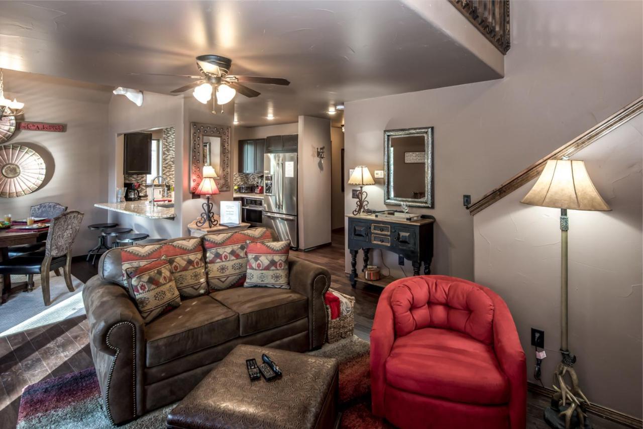 Fifth Dimension, 2 Bedrooms, Wifi, Hot Tub, Game Table, Grill, Sleeps 4 Ruidoso Εξωτερικό φωτογραφία
